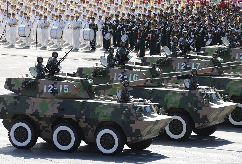 Gran desfile militar: equipos y armas 3