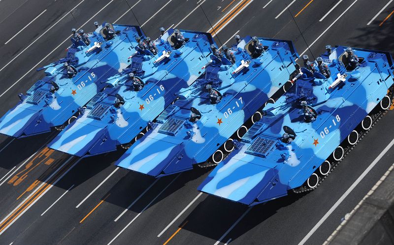 Gran desfile militar: equipos y armas 8