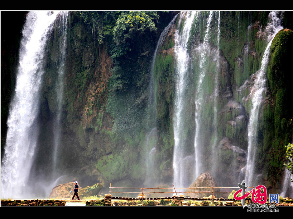 Instantánea de la catarata de Detian 10