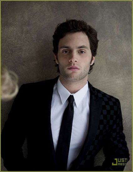 Penn Badgley posa para la revista2