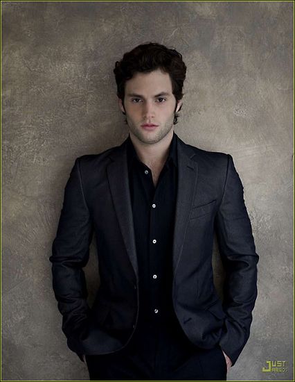 Penn Badgley posa para la revista4