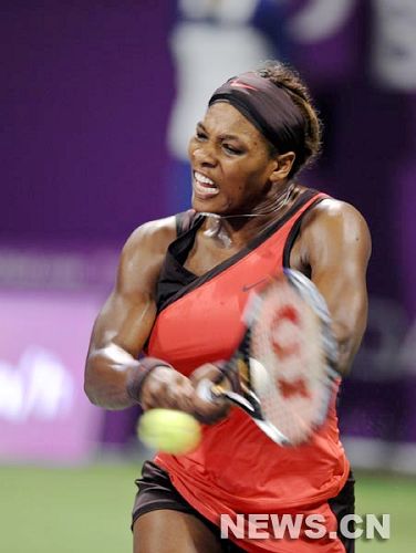Serena Williams vence a su hermana Venus y asegura el número uno2