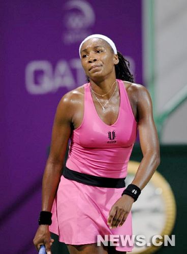 Serena Williams vence a su hermana Venus y asegura el número uno3