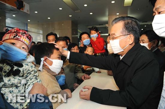 Premier chino pide medidas estrechas contra gripe A(H1N1)3