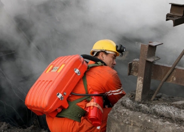 Suben a 87 mineros muertos en explosión en mina de carbón en noreste de China
