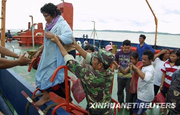 Accidente de transbordador en Indonesia1