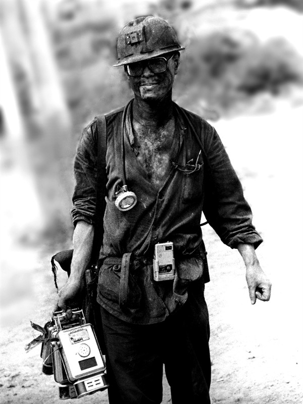 Un día de los chinos: Mineros 5