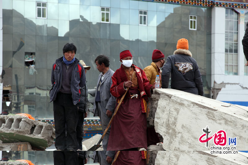 sismo terremoto Yushu Qinghai rescate 2