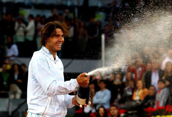 Rafael Nadal derrota a Roger Federer y se proclama campeón del torneo Masters 1000 de Madrid7