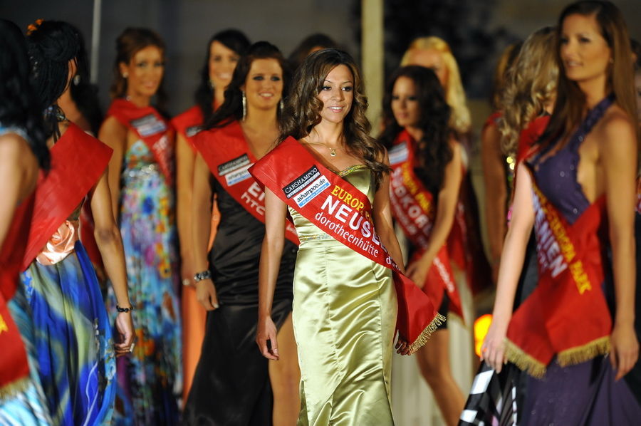 Una joven argentina gana el título de Miss Mundial5