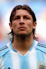 Mundial 2010: Heinze niega ser discutido por la afición argentina