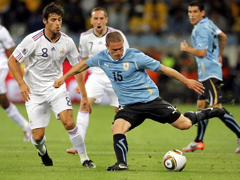 Uruguay,sólo con 10 jugadores,empata 0-0 con Francia en Copa Mundial烏拉圭戰(zhàn)平法國