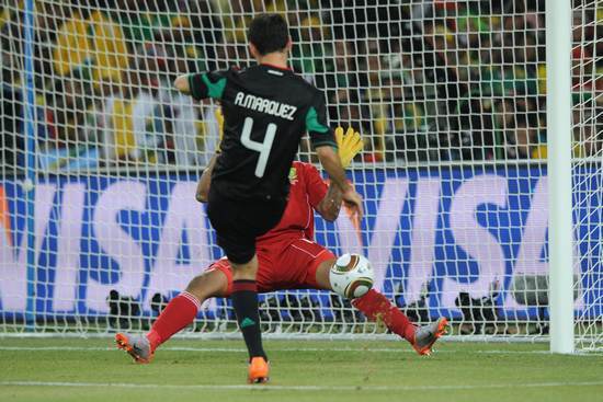 Marques chuta a la puerta de la selección sudafricana 