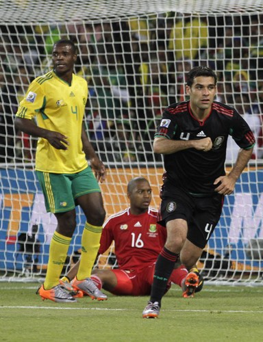 El segundo gol por Marques, de la selección mexicana