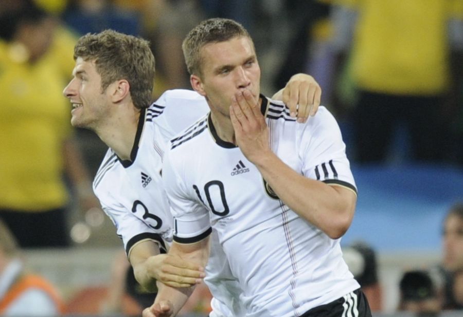 En el partido de Alemania vs Australia, la selección alemana gana 4 goles y termina el partido con 4-0. 