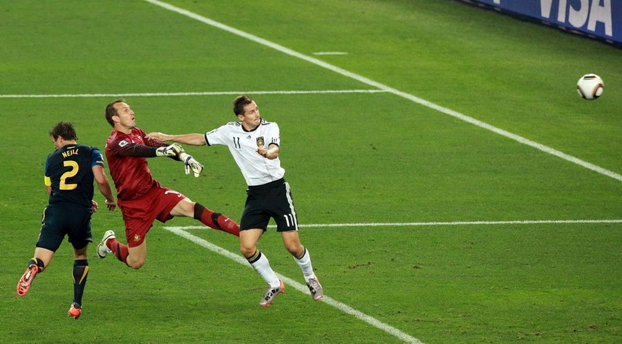 En el partido de Alemania vs Australia, la selección alemana gana 4 goles y termina el partido con 4-0. 