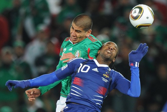 图文-[小组赛]法国0-2墨西哥戈武遭压迫