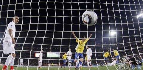 Brasil pasa cuartos final Chile 3-0 copa mundial 2010 6