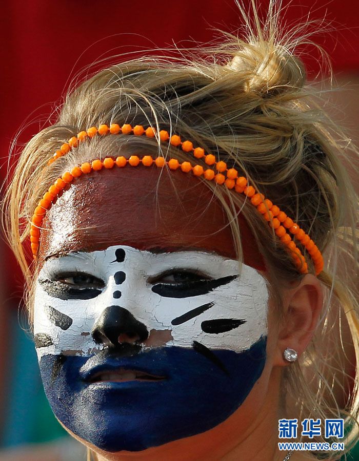 Los aficionados con caras divertidas en el Mundial1