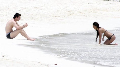 Messi y su novia descansan en Cancún