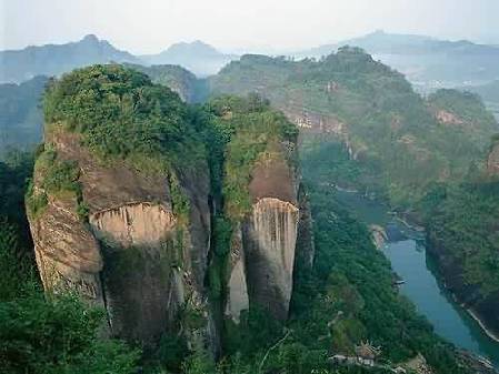 El conjunto de lugares de geomorfología Danxia, Patrimonio Mundial de la UNESCO 8