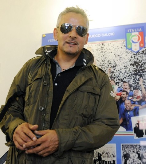  Presenta Baggio en Roma para trabajar con la Federación Italiana de Fútbol
