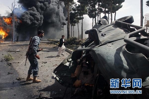 Afganistán-Atentado-policía-explosión-Herat 9