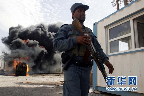 Afganistán-Atentado-policía-explosión-Herat 4