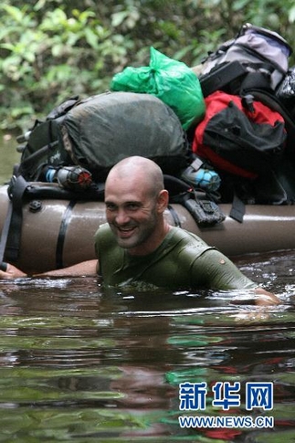  viaje-a pie-Amazonas-militar-ejército-Reino Unido-británico 1