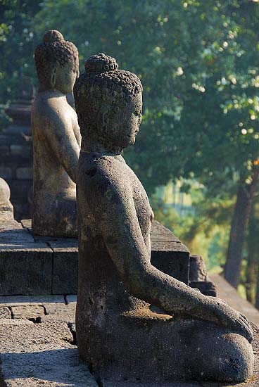 Borobudur, el monumento más grande del hemisferio sur 17