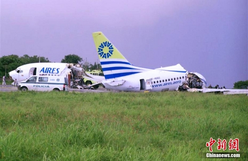 muerto-heridos-impacto-rayo-avión-colombiano 4