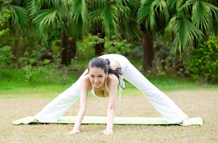 La profesora de yoga ,La profesora de yoga más sexy,sexy yoga,sexy profesora,la profesora más sexy de China 