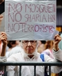 Manifestaciones en Nueva York sobre construcción de la mezquita 