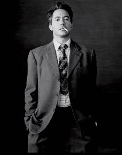 Robert John Downey Jr, nació el 4 de abril, 1965