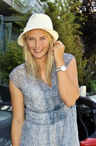 Sharapova presenta su coche favorito