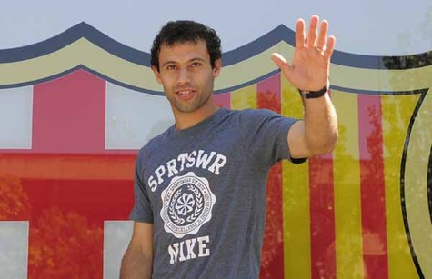  Javier Alejandro Mascherano presenta en el Barça con el número 14