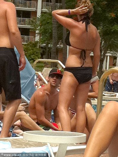 Michael Phelps está en vacaciones con su novia