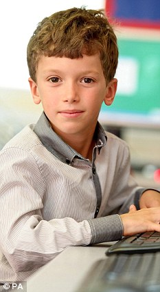 niño prodigio ,Oscar Sale,un niño prodigio de siete años,el asesor más joven del ministro de Hacienda