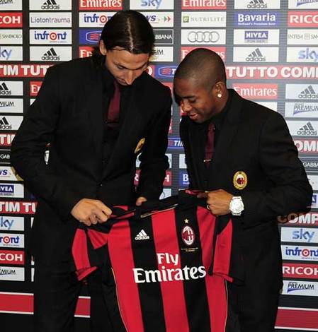 Ibrahimović y Robson de Souza presentan formalmente en AC Milan