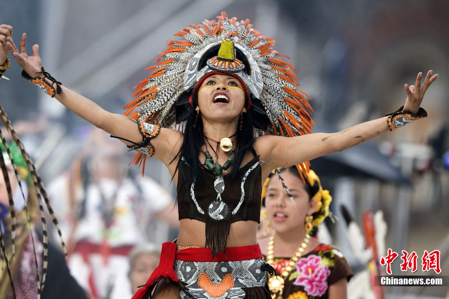 inaugura-conmemoración-Bicentenario-Independencia-México 2