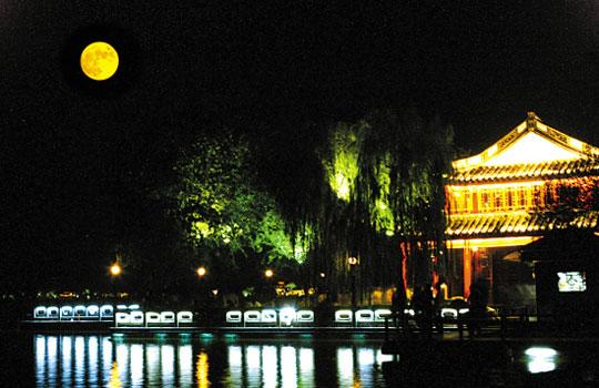 Contemplar la luna Medio Otoño lago Oeste Hangzhou 4