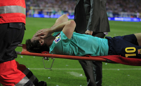 Está herido Messi contra el Atlético de Madrid