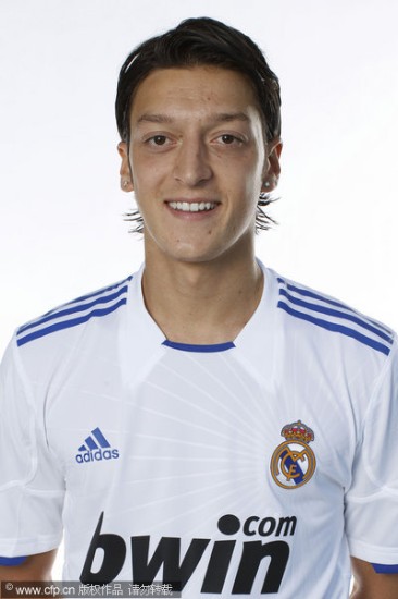 Las fotos oficiales de Real Madrid,Oezil