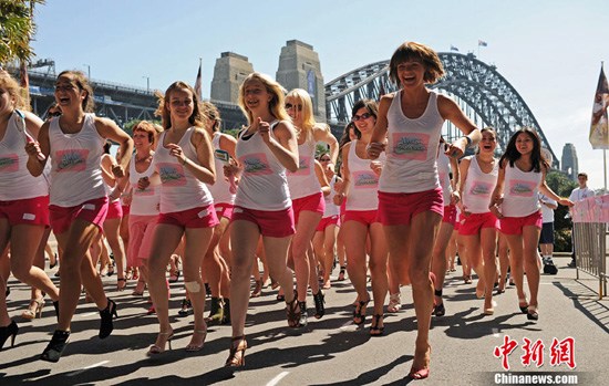 La maravilla de la carrera de tacones altos en Australia