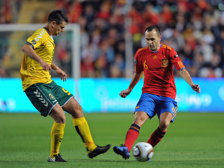 España vence a Lituania con 3-1, Joseba Llorente presentaba genial