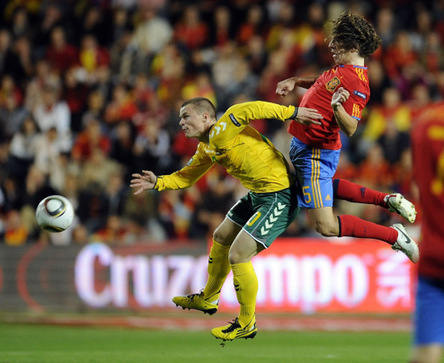 España vence a Lituania con 3-1, Joseba Llorente presentaba genial
