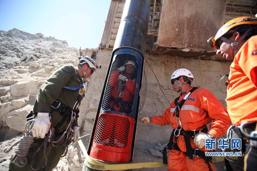 Rescate-mineros-miércoles-Chile 5