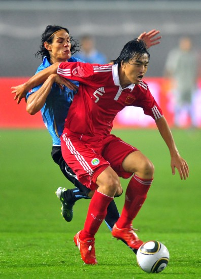 Partido de calentamiento de la Copa de Asia 2011: Uruguay derrota a China con 4-0