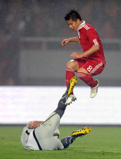 Partido de calentamiento de la Copa de Asia 2011: Uruguay derrota a China con 4-0