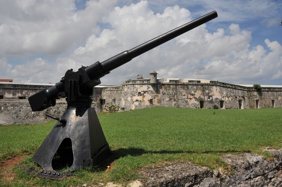 Lugar histórico-Fortaleza de San Carlos de La Cabaña-La Habana-paisaje-Cuba 2